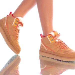 UGG Highland Hi Heritage Mesh (hiker- sneaker)